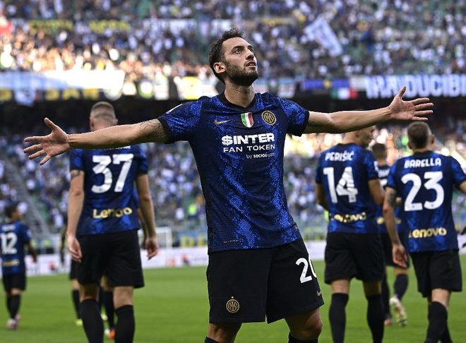 他的年轻特 他的年轻特