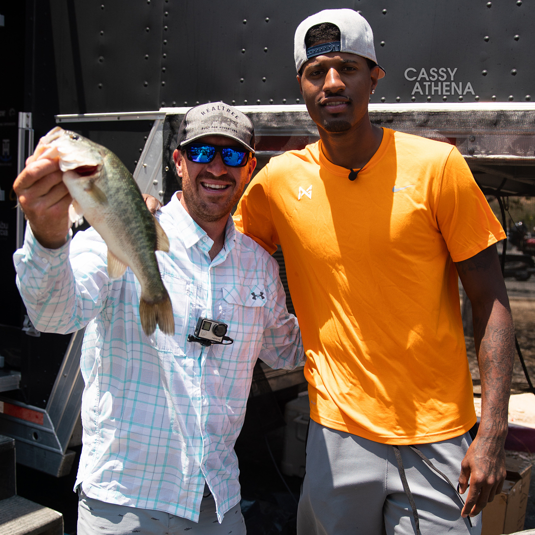 但自然地嵌 但自然地嵌